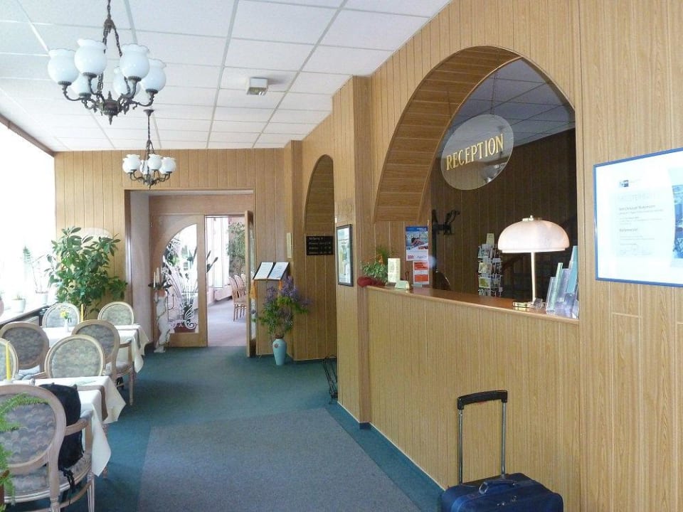 Rezeption Parkhotel Pretzsch