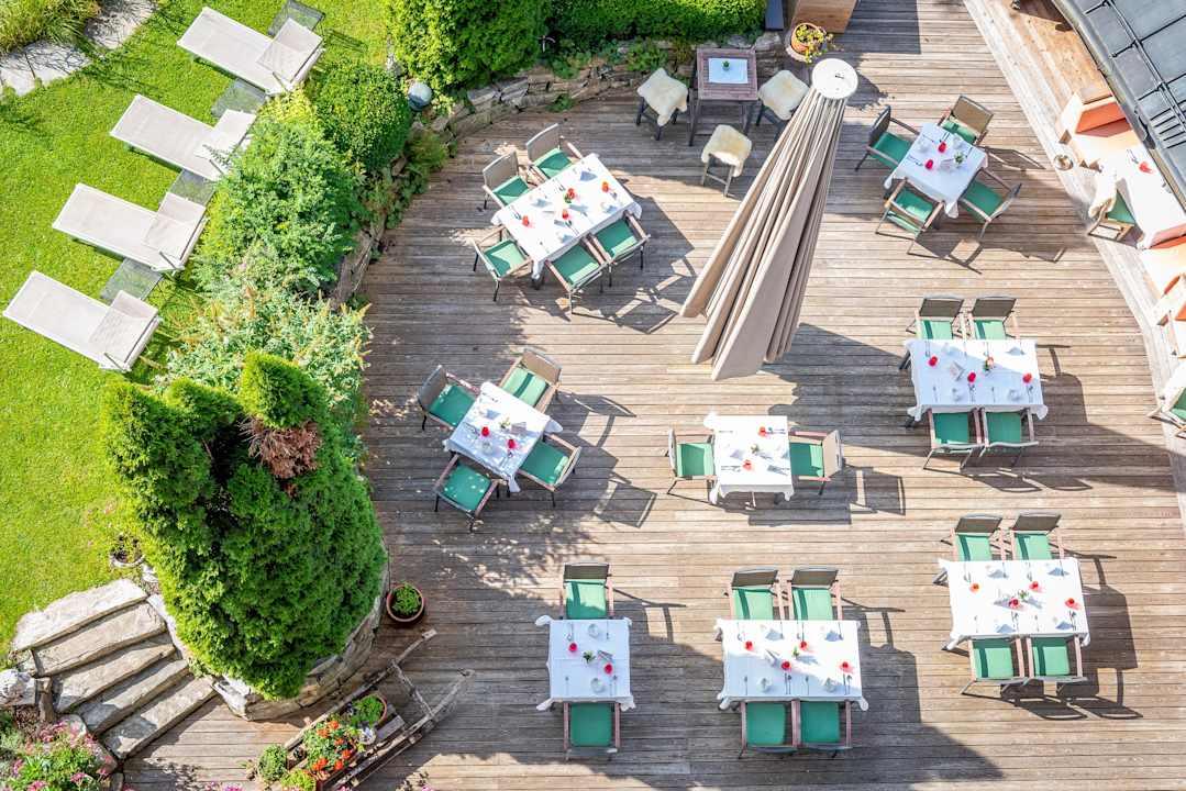 Gartenanlage Hotel Der Löwe - Lebe frei