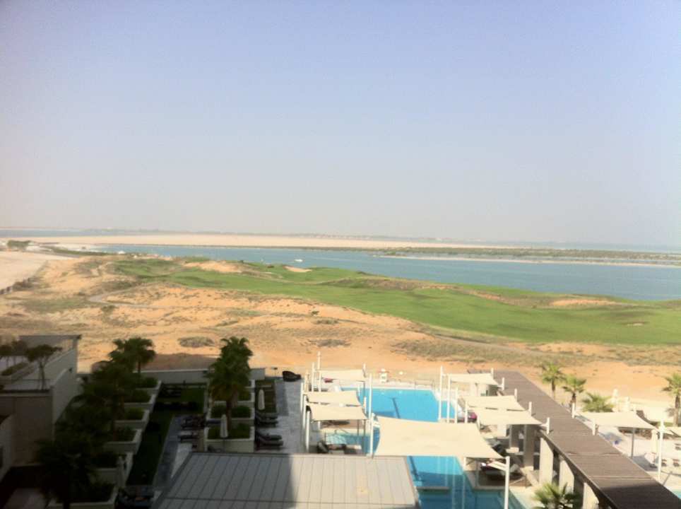 Ausblick aus dem Zimmer 242 Crowne Plaza Hotel Yas Island