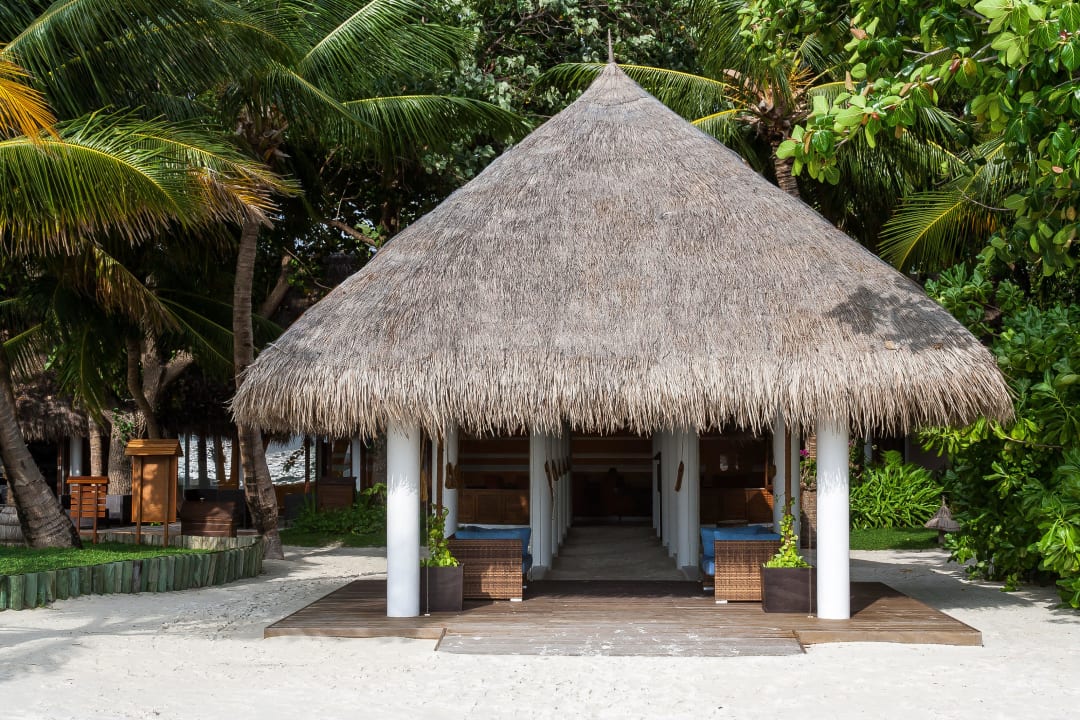 Der Eingang zur Lobby Veligandu Maldives Resort Island