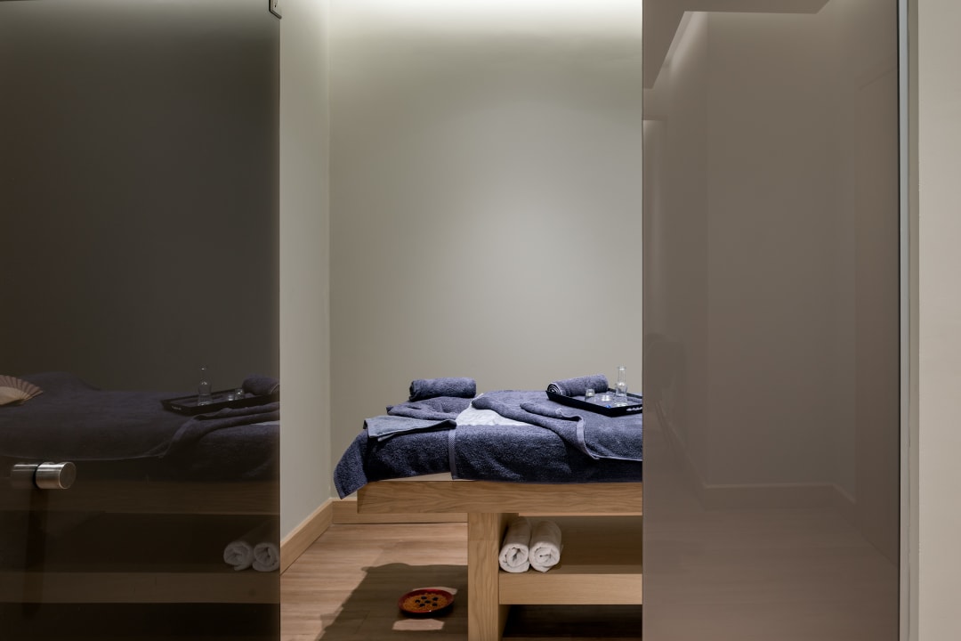 Sport & Freizeit Ikones Seafront Luxury Suites