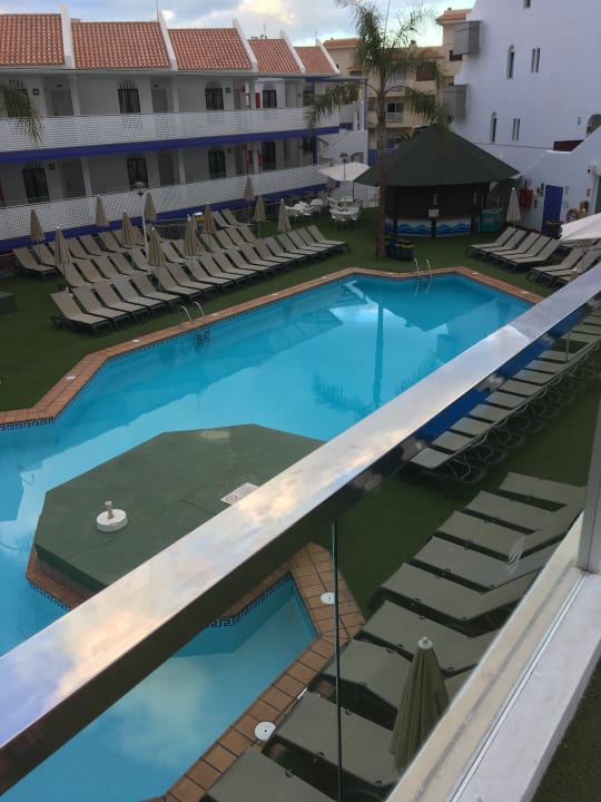 Pool Playa Olid Suites & Apartments