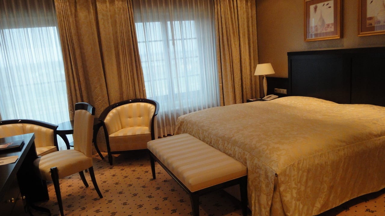 Doppelbett Maritim Hotel Dresden