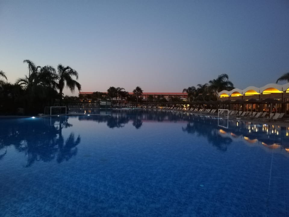 Pool Blue Lagoon Resort