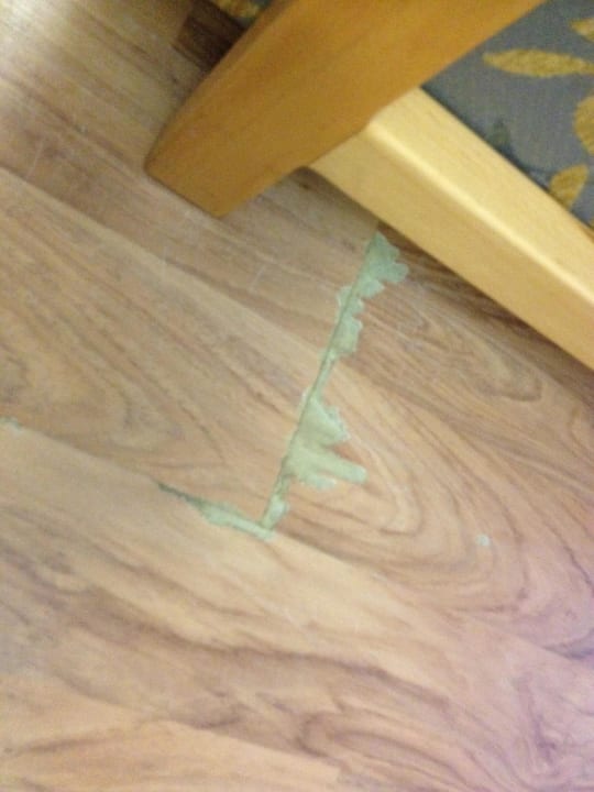 Laminat Crowne Plaza Dead Sea