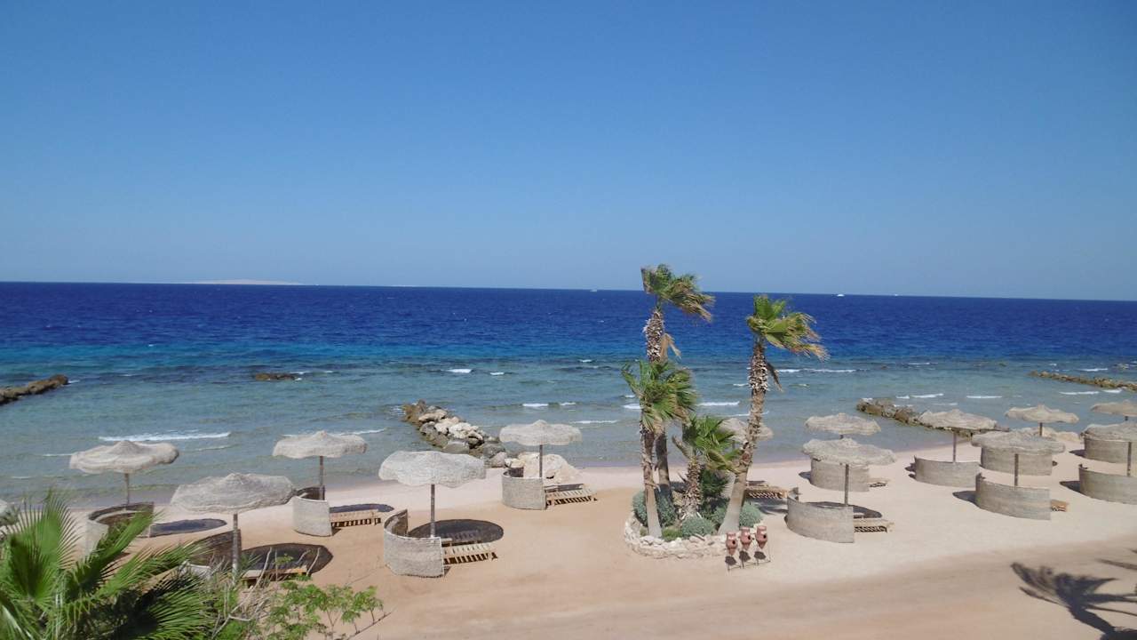 Blick zum Strand Pickalbatros Citadel Resort