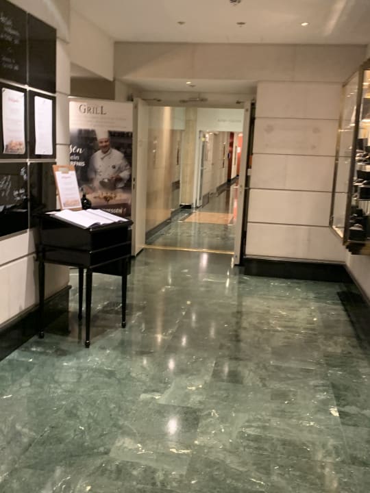 Lobby Hotel Bristol Berlin