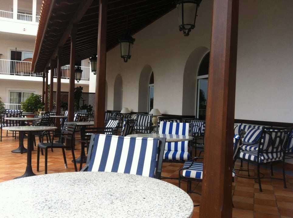 Drink bar na tarasie Hotel Riu Madeira