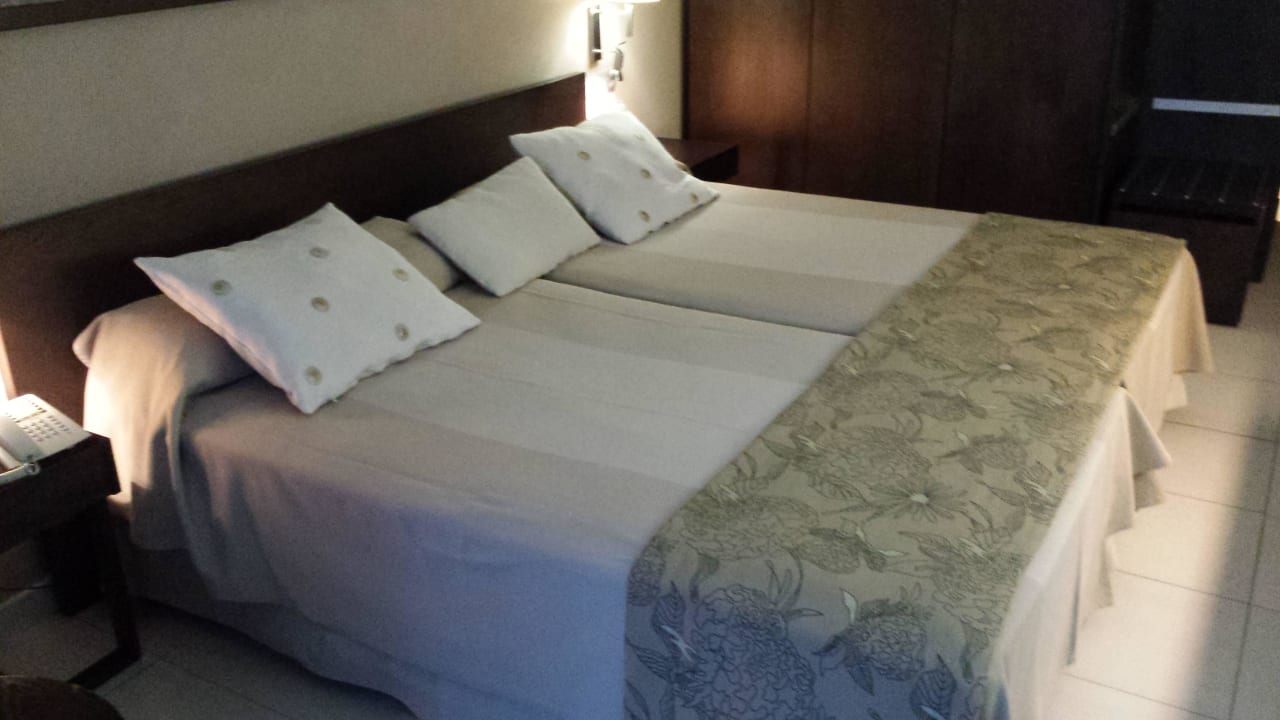 King Size Bett Hipotels Mediterraneo