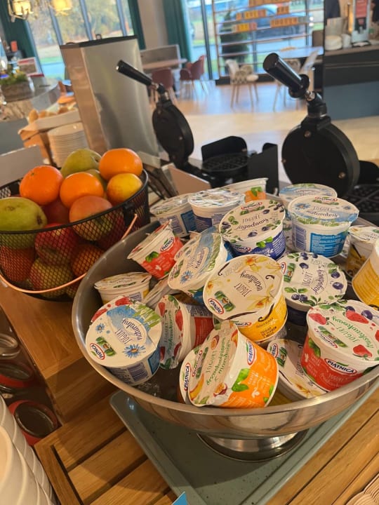 Gastro Hampton by Hilton Krakow Airport