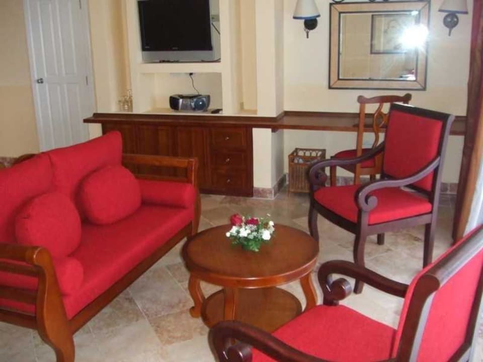 Royal Service - Servicio Real Royal Service at Paradisus Río de Oro Resort & Spa