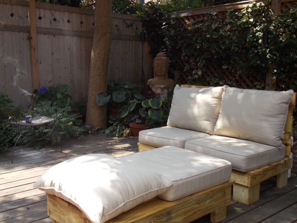 Zen Garden at Serenity Guest House Serenity at Home Guest House LLC