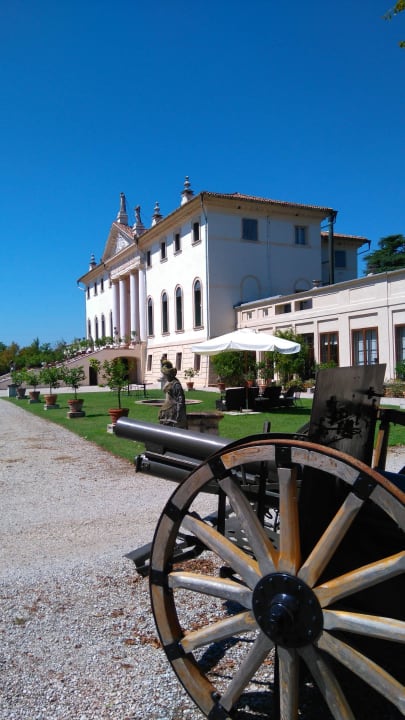 ... streng bewacht ;) Hotel Relais Villa Cornér Della Regina