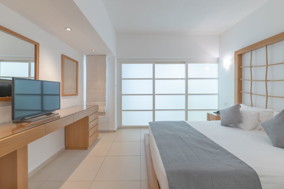 Zimmer Napa Mermaid Hotel & Suites