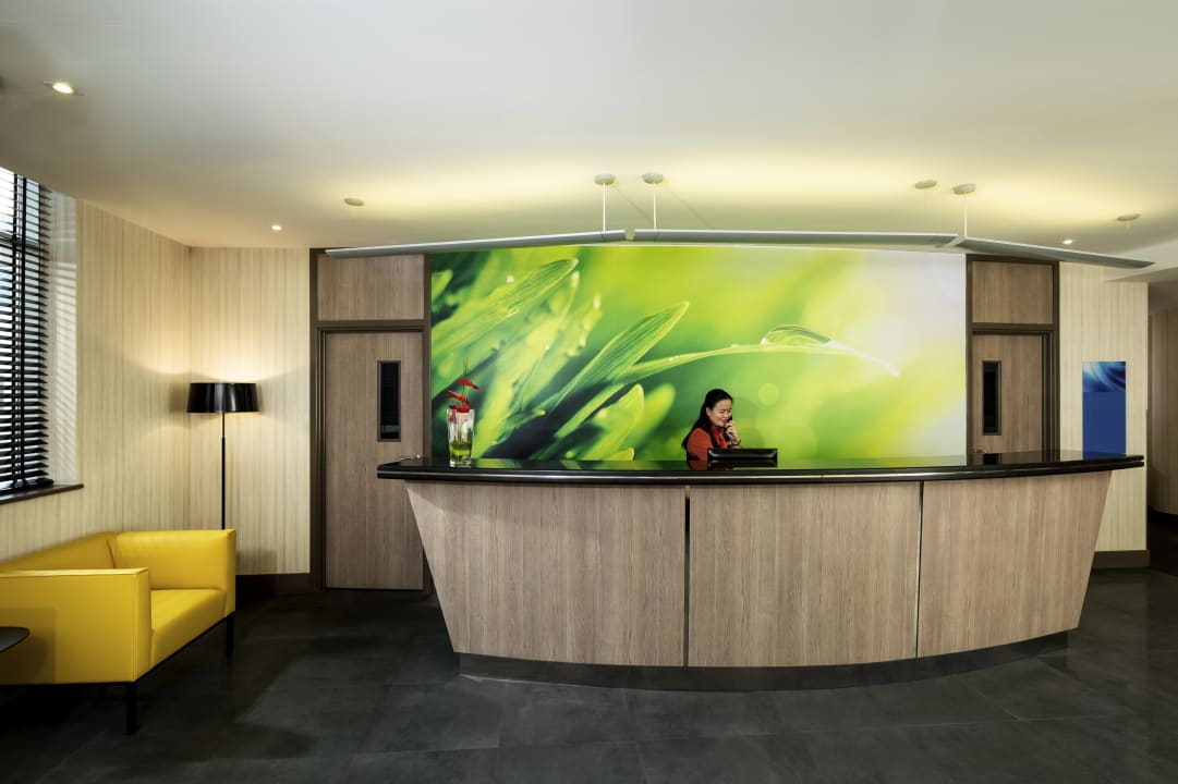 Lobby Novotel World Trade Centre Dubai