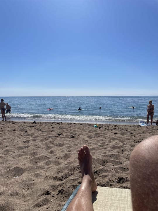 Strand Royal Wings Hotel