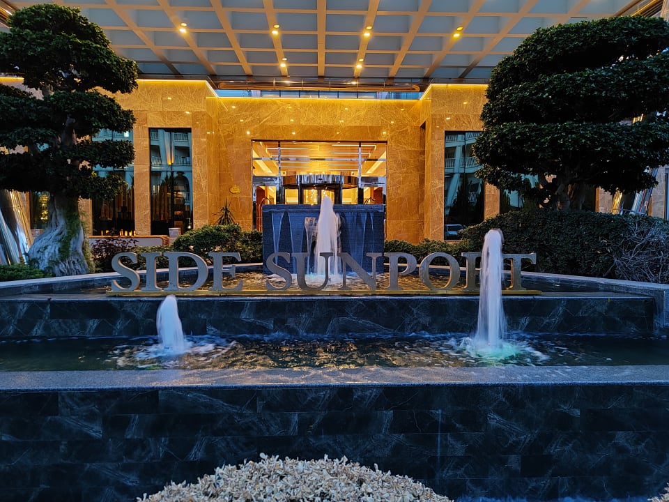 Lobby Side Sunport Hotel & Spa