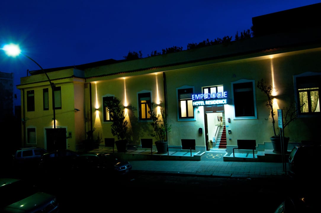 Esterno strada Hotel Residence Empedocle