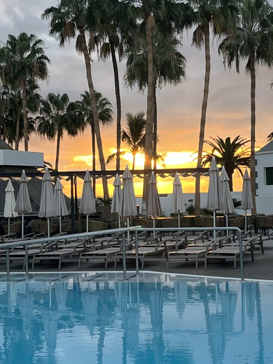 Pool Hotel Riu Paraiso Lanzarote