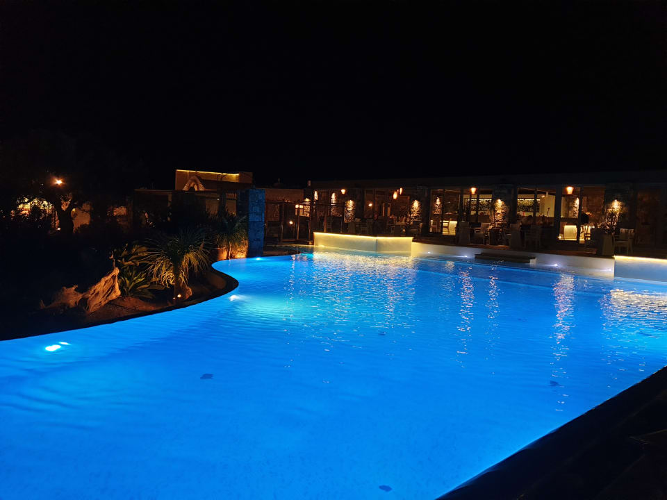 Pool Ostria Resort & Spa