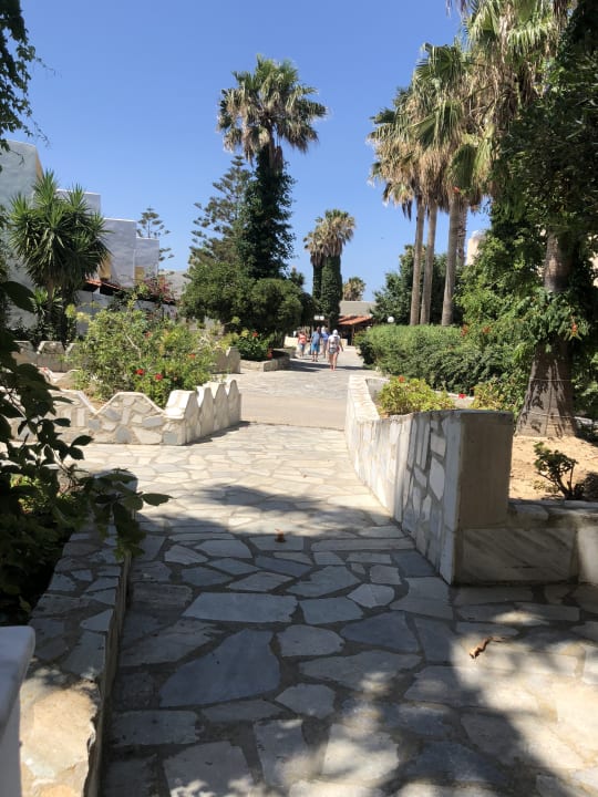 Gartenanlage Euro Village Achilleas Hotel
