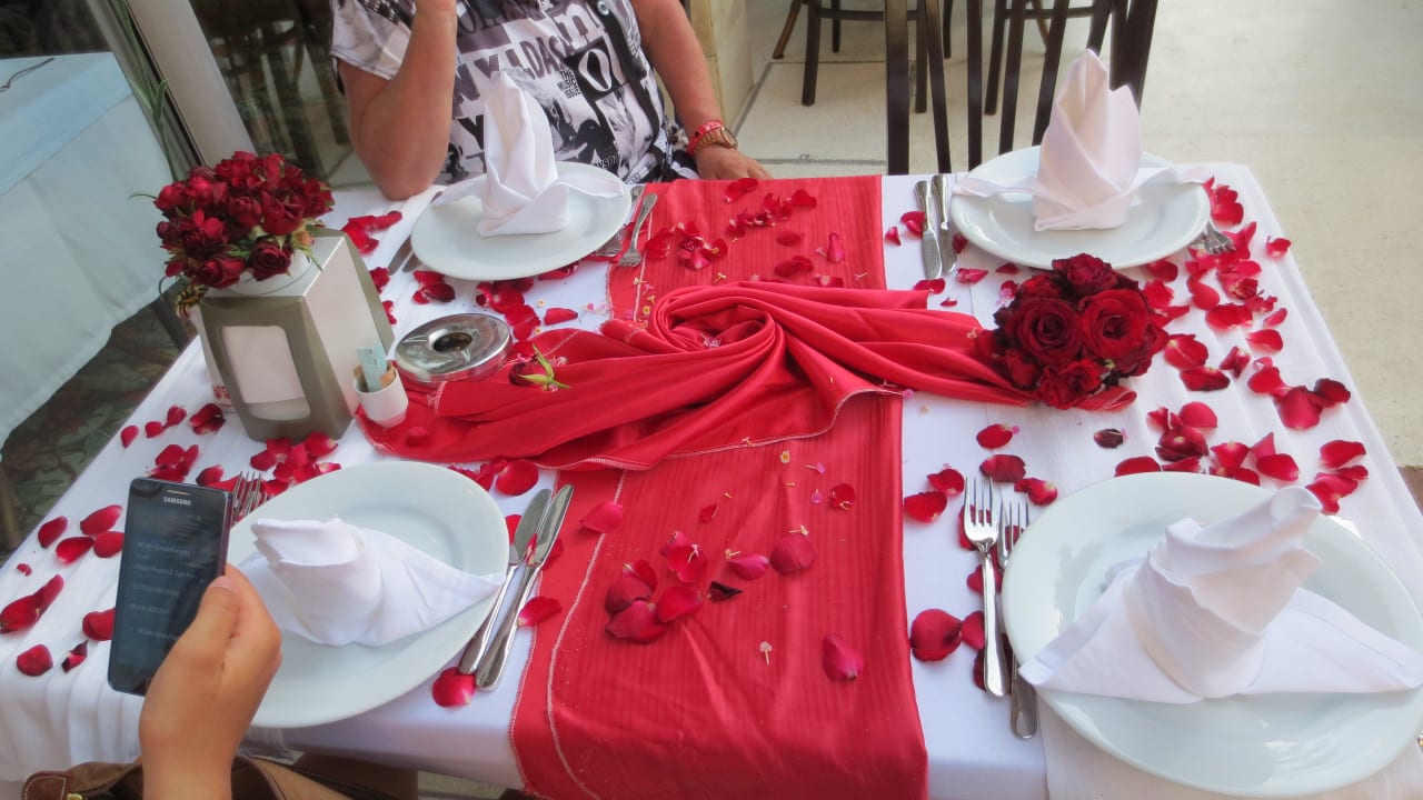 Abendliche Tischeindeckung Alaiye Resort & Spa