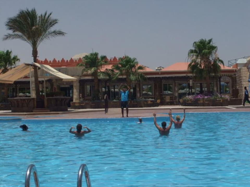 Aqua Aerobic Mirage Bay Resort & Aqua Park