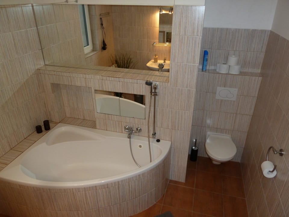 Apartmá s vanou - koupelna Apartment SunGarden Liberec