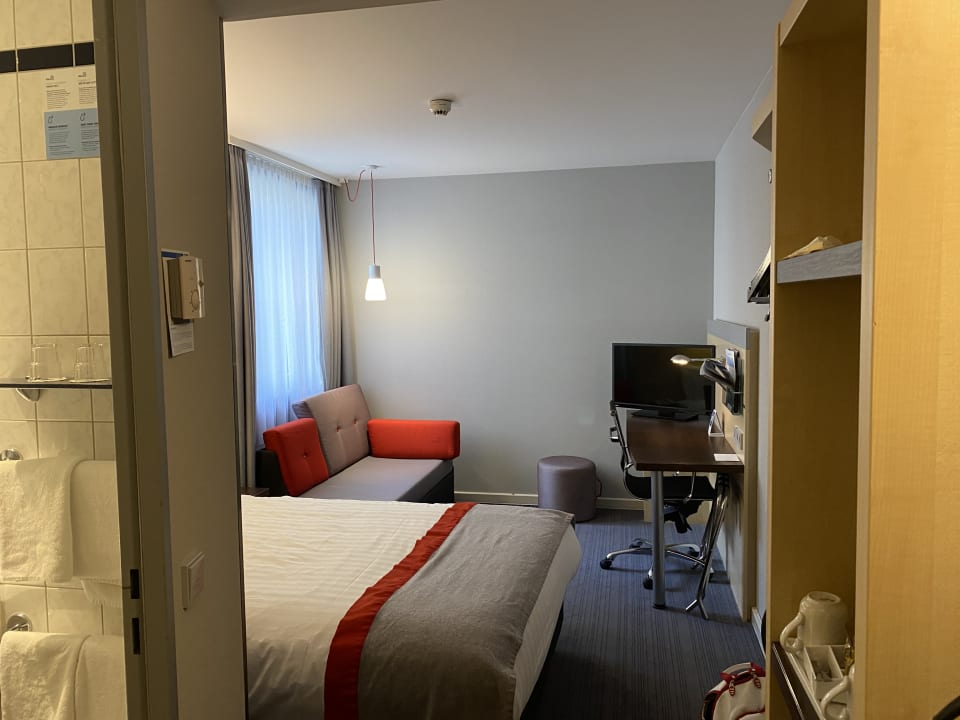 Zimmer Holiday Inn Express Berlin City Center