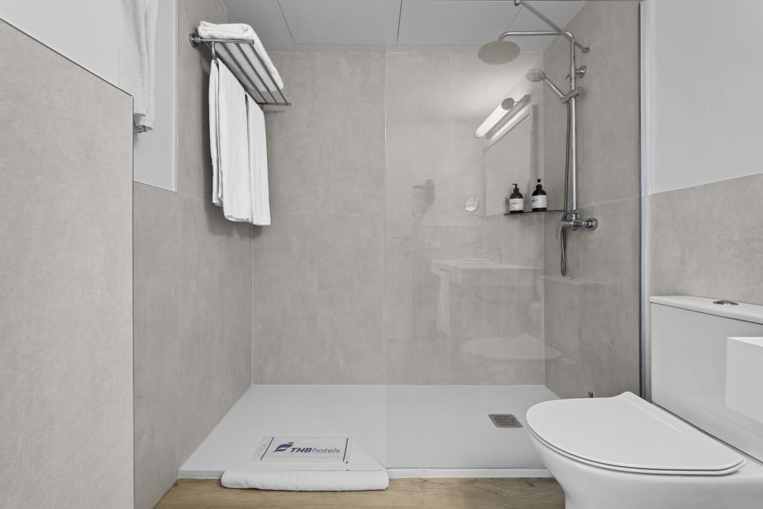 Zimmer Hotel THB Tropical Island