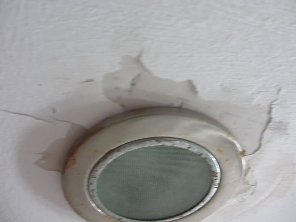 Lampe Petunya Beach Resort