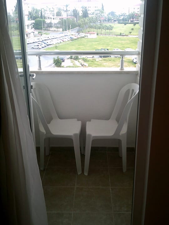 Zimmer Side Royal Paradise Hotel
