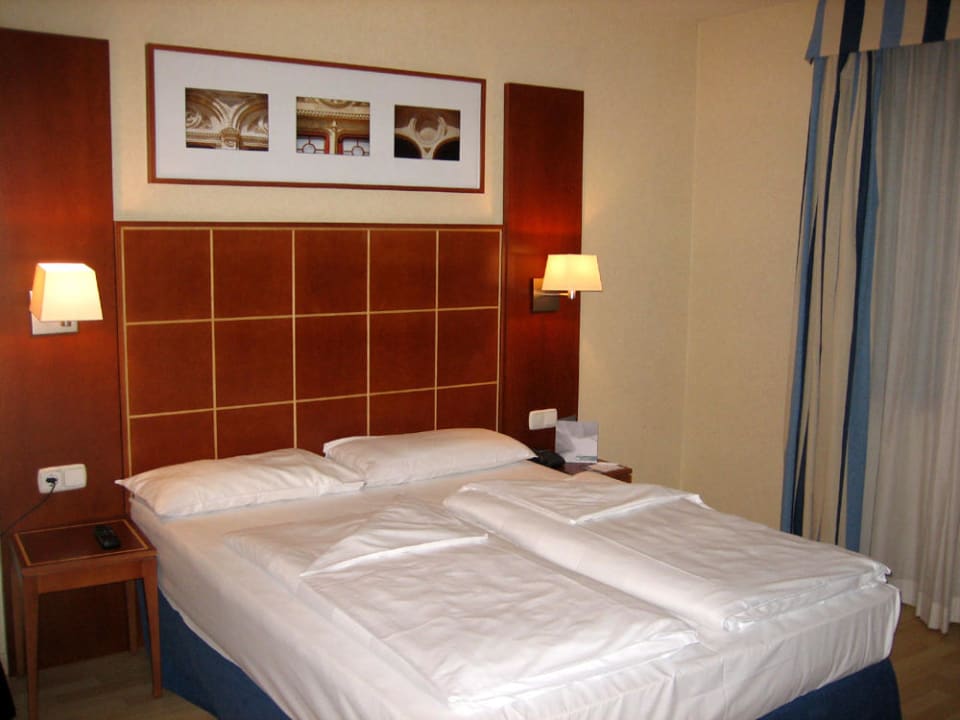 Schönes Standardzimmer Hotel Exe Vienna