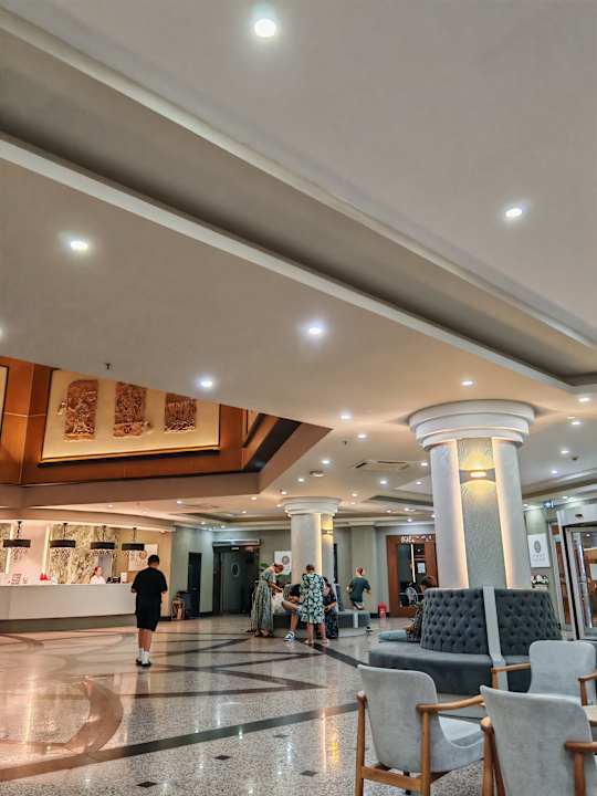 Lobby Hane Family Resort