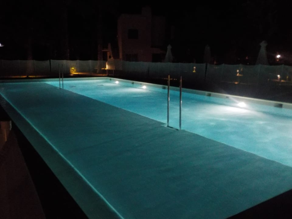 Pool Cala Llenya Resort Ibiza