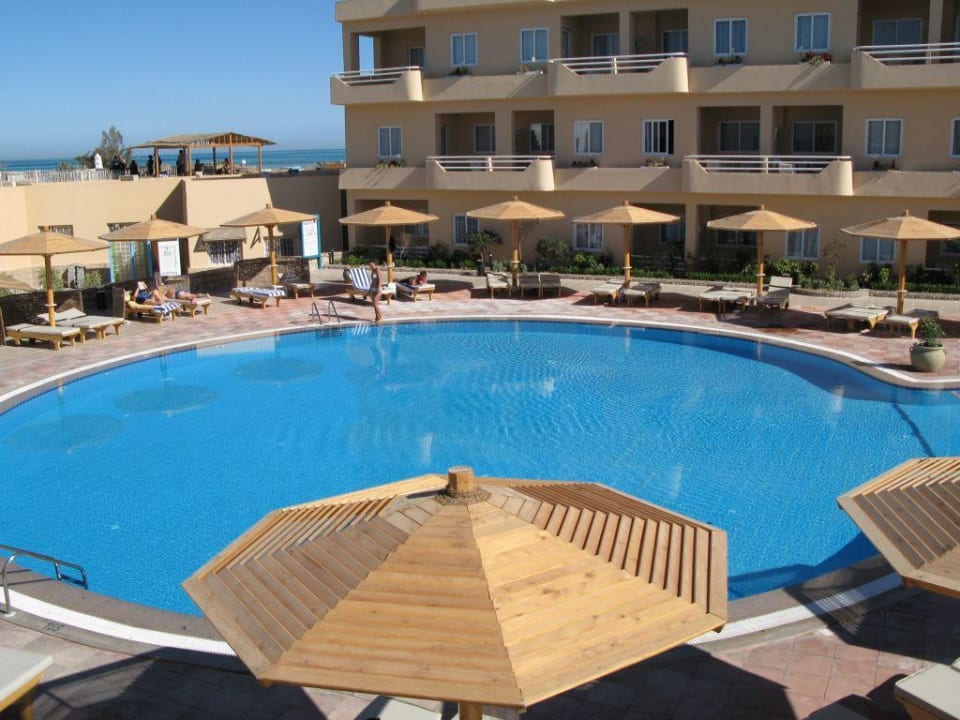 Neuer Hotelbereich/Pool Golden Beach Resort
