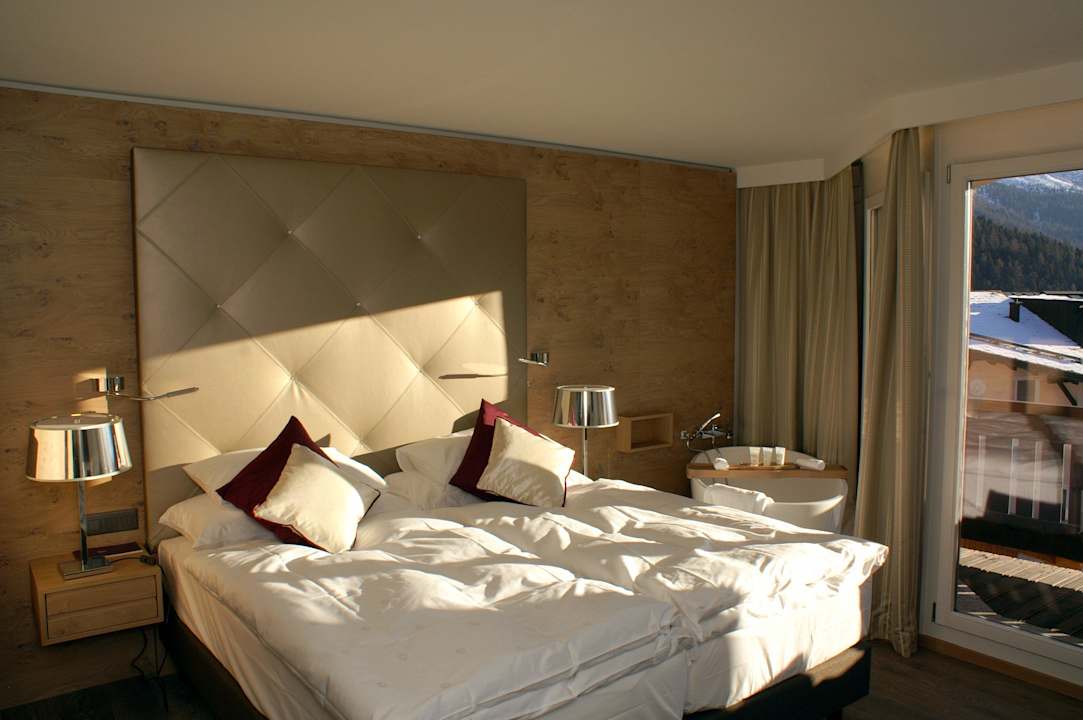 Atmospheric hotel room Hotel Giardino Mountain