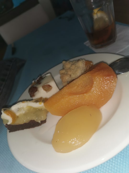 Gastro Cenger Beach Resort & Spa
