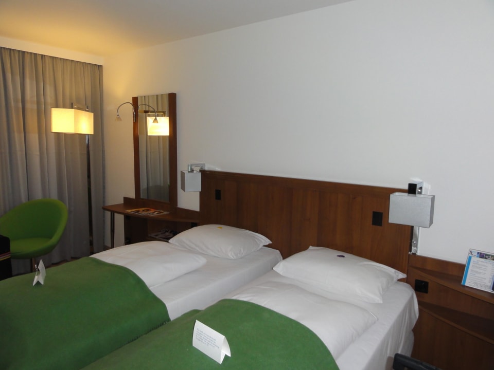 Doppelzimmer Hotel NH Hamburg Altona