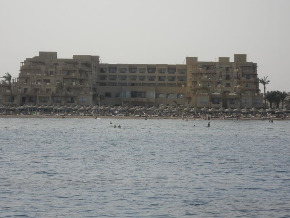 Das Hotel vom Meer aus Imperial Shams Abu Soma