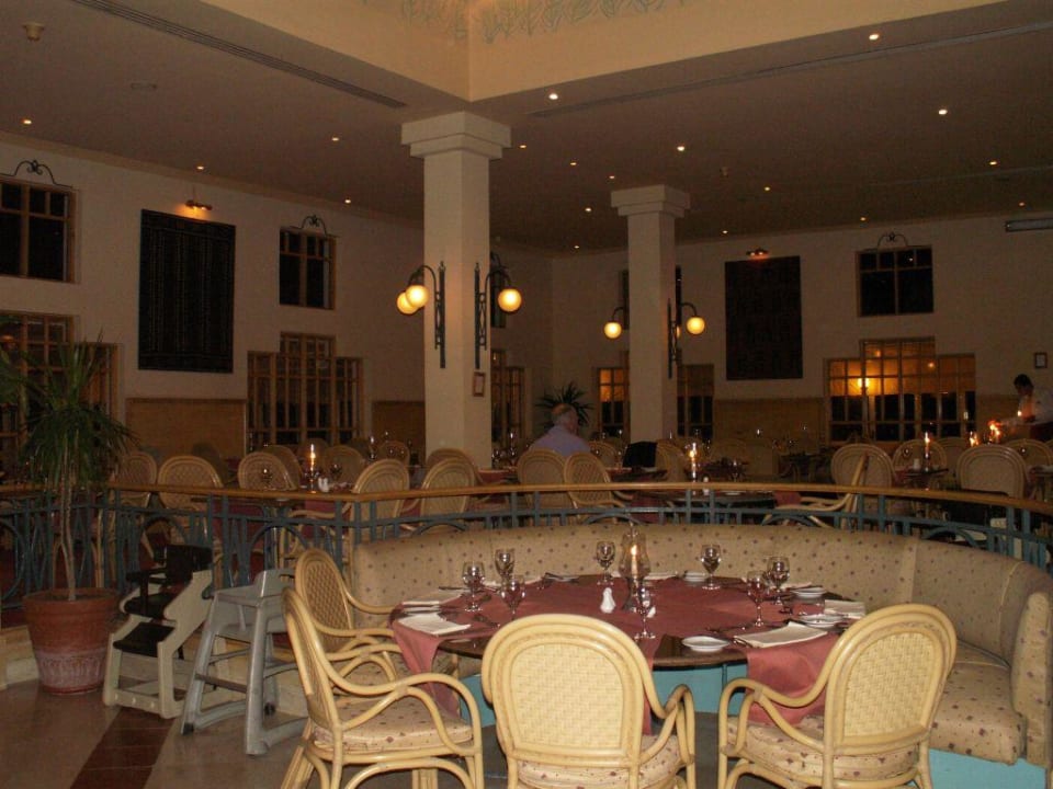 Hauptrestaurant Mövenpick Resort & Spa El Gouna