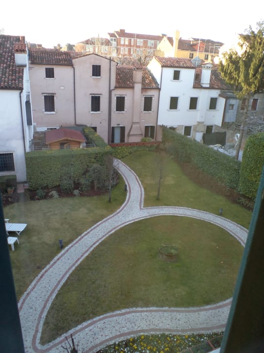 Gartenansicht vom Zimmer aus Hotel Olimpia Venice, BW Signature Collection