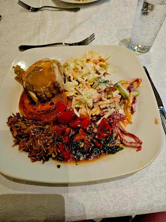 Gastro Lotus Bay Beach Resort