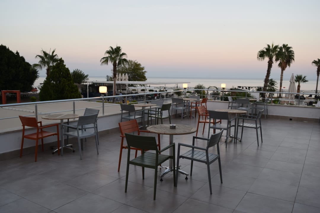 Gastro Armas Gül Beach