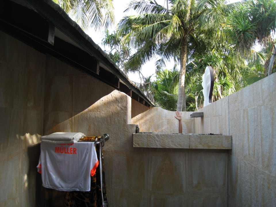 Ausblick auf den Nachbarn Adaaran Select Meedhupparu Island Resort - Premium All Inclusive