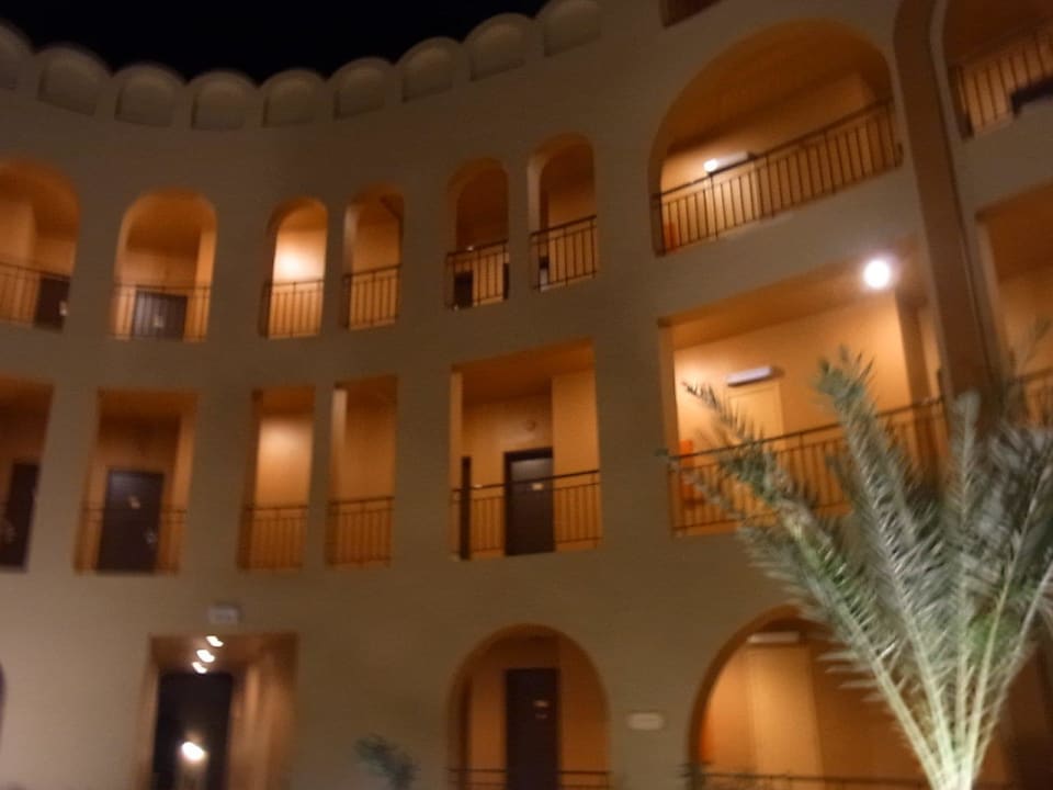 Innenhof Hotel Three Corners Ocean View prestige - Adults only