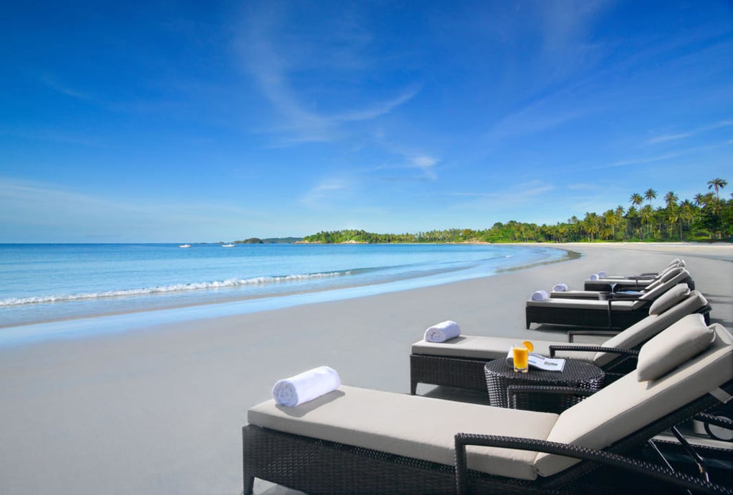 Strand Hotel Angsana Bintan