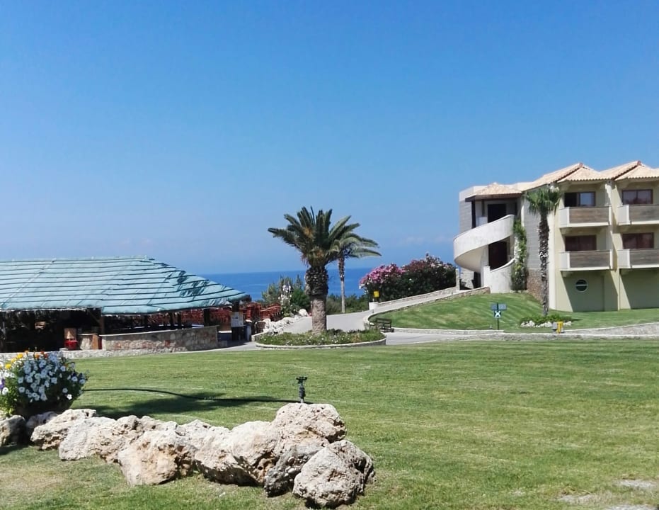 Gartenanlage Hotel Kalithea Horizon Royal