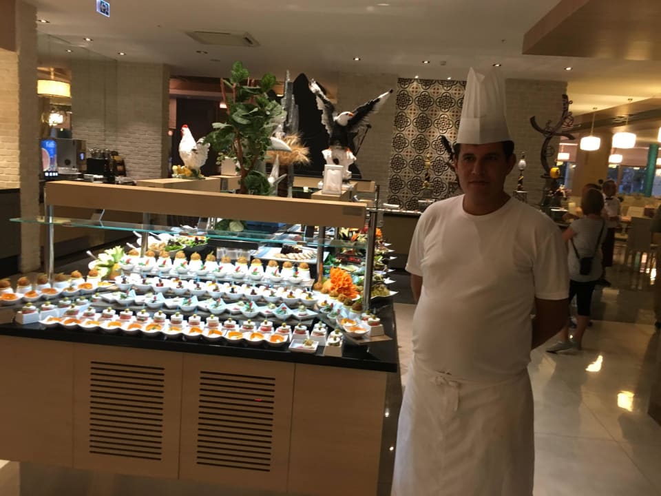 Lecker Belek Beach Resort Hotel