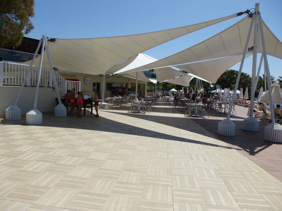 Poolbar u. Buffet am 2. Pool am Meer Paloma Oceana